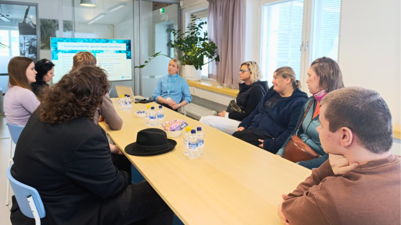 SIVA izglītojamie Bruno un Mikus mācību nodarbībā Somijā